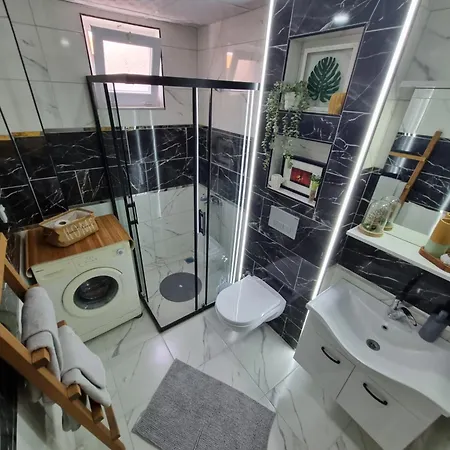 Central Location 2 Bedroom Apt Antalya Exterior photo